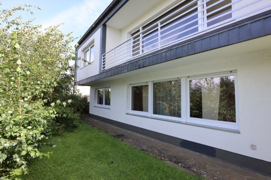 Sockelgeschoss - Einfamilienhaus mit Einliegerwohnung und Blick über Hillesheim, Garten und Garage, Hillesheim (39)