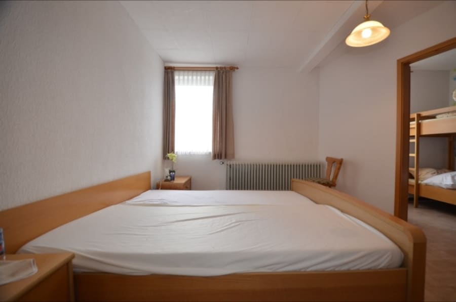 Gästezimmer - Voormalig restaurantgebouw, hotel met 11 gastenkamers te koop, Hohenfels-Essingen (28)