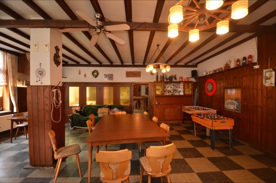 Gastraum - Voormalig restaurantgebouw, hotel met 11 gastenkamers te koop, Hohenfels-Essingen (28)