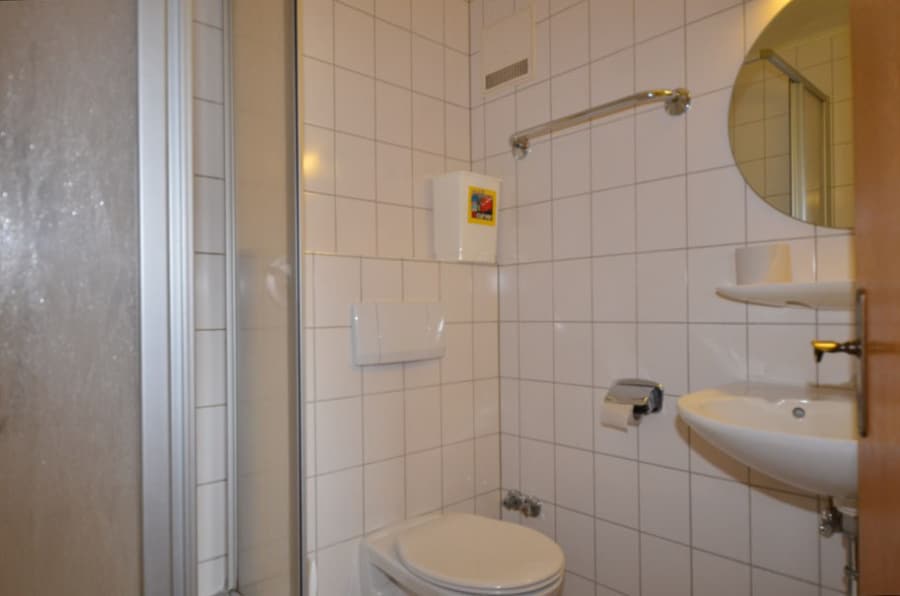 Gästezimmer - Voormalig restaurantgebouw, hotel met 11 gastenkamers te koop, Hohenfels-Essingen (28)