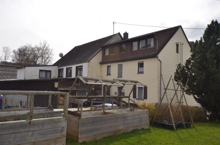 Rückseite - Voormalig restaurantgebouw, hotel met 11 gastenkamers te koop, Hohenfels-Essingen (28)