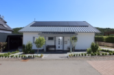Stadtkyll - Bungalow, uitgerust met zonne-energie en batterijopslag, carport en prachtig uitzicht te Stadtkyll (32)