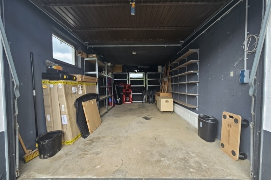 Garage oben - Ruime en mooie eengezinswoning met prachtig uitzicht aan de rand van het dorp, Niederbettingen (9)