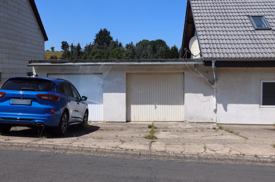 Garagen / Stellplatz