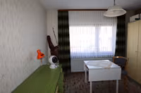 Büro EG