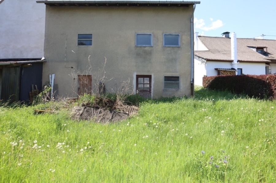 Rückseite Stall - Einfamilienhaus in Daun