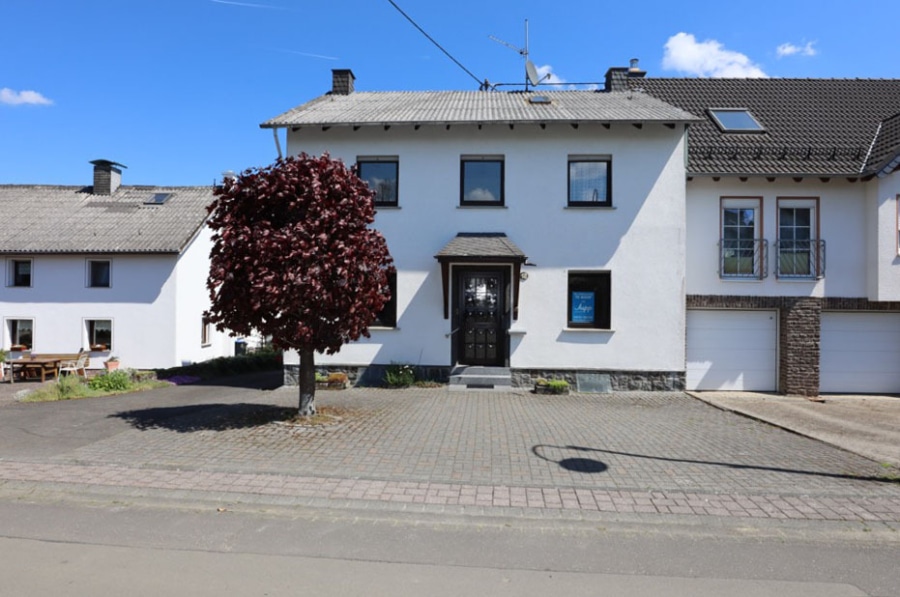 Rengen - Einfamilienhaus in Daun