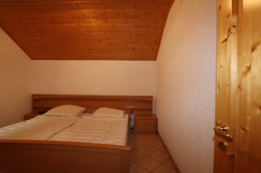 Schlafzimmer - **RESERVIERT**Gemütliches kleines Wohnhaus mit Doppelgarage und Garten Hohenfels-Essingen (29)