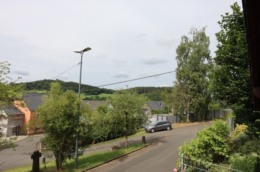 Aussicht - **RESERVIERT**Gemütliches kleines Wohnhaus mit Doppelgarage und Garten Hohenfels-Essingen (29)