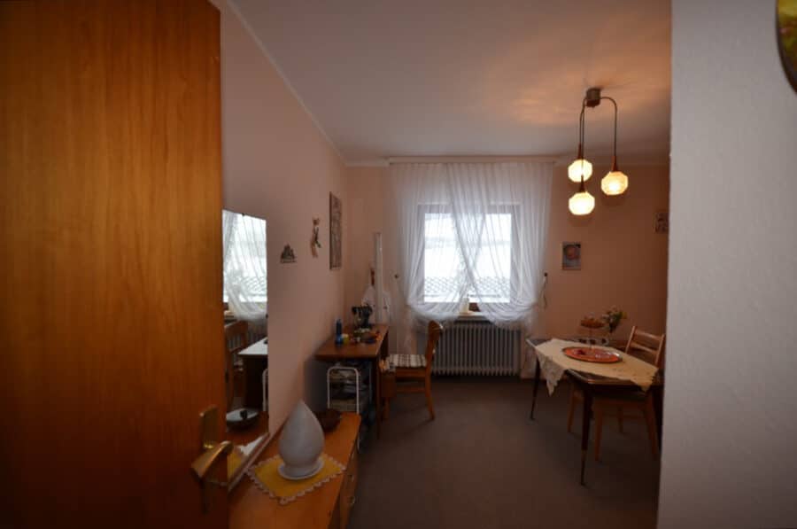Einfamilienhaus mit Einliegerwohnung, Garage, Garten und herrlicher Aussicht Büscheich (8) - Gästezimmer