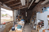 Ökonomiegebäude - Eengezinswoning met dubbele garage, klein bijgebouw en tuin, te Wittlich-Wengerohr