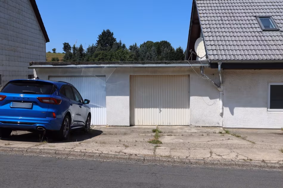 Garagen / Stellplatz