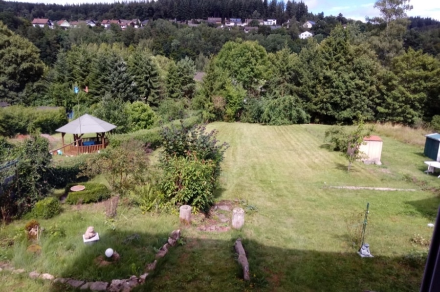 Garten im Sommer - Gemütliches geräumiges Einfamilienhaus mit großem Garten, Jünkerath 49