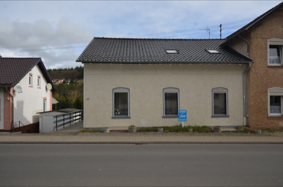 Jünkerath - Gemütliches geräumiges Einfamilienhaus mit großem Garten, Jünkerath 49