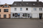 Straßenansicht - Ruim woongebouw met winkelruimte, te Jünkerath (51)