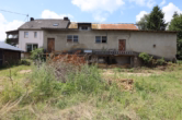 Rückseite - Ehemaliges Eifler Bauernhaus mit arrondiertem Land von 3,4 ha Größe und Nebengebäuden, Feuerscheid