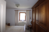 Schlafzimmer - Eifeler Bauernhaus in ruhiger Lage mit Stall, Scheune und schönem Garten Wallenborn (8)