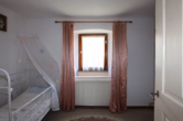 Schlafzimmer - Eifeler Bauernhaus in ruhiger Lage mit Stall, Scheune und schönem Garten Wallenborn (8)