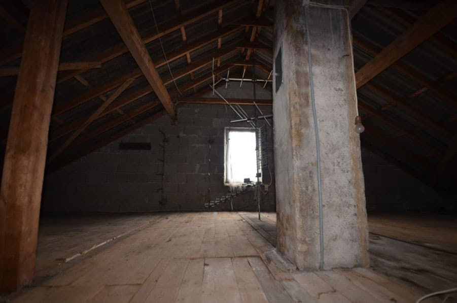 Speicher - Woon- en bedrijfsgebouw met permanent verhuurd bedrijfsgedeelte en aangrenzend een ruim grondstuk Dockweiler (11)