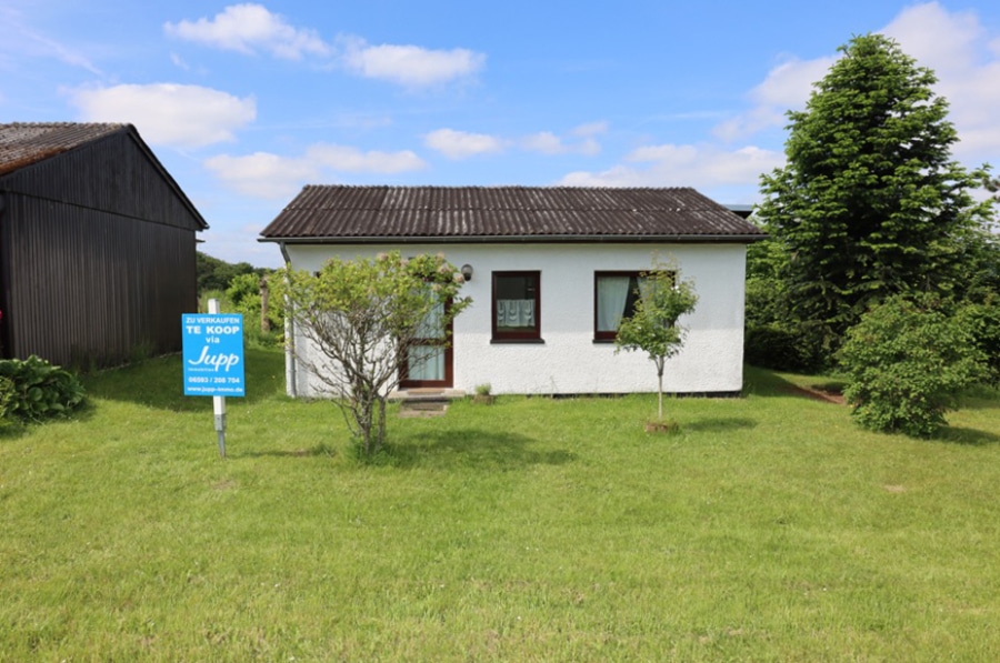 Daun - **VERKAUFT ** Gepflegtes kleines Ferienhaus in ruhiger Ferienanlage mit Garten und herrlichem Ausblick Daun (29)