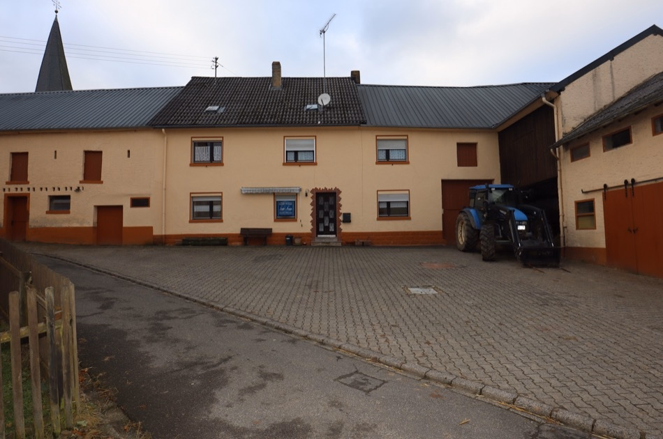 Ehemaliges Eifeler Bauernhaus mit Stall und Scheune und kleinem Garten, Oberkail (5)