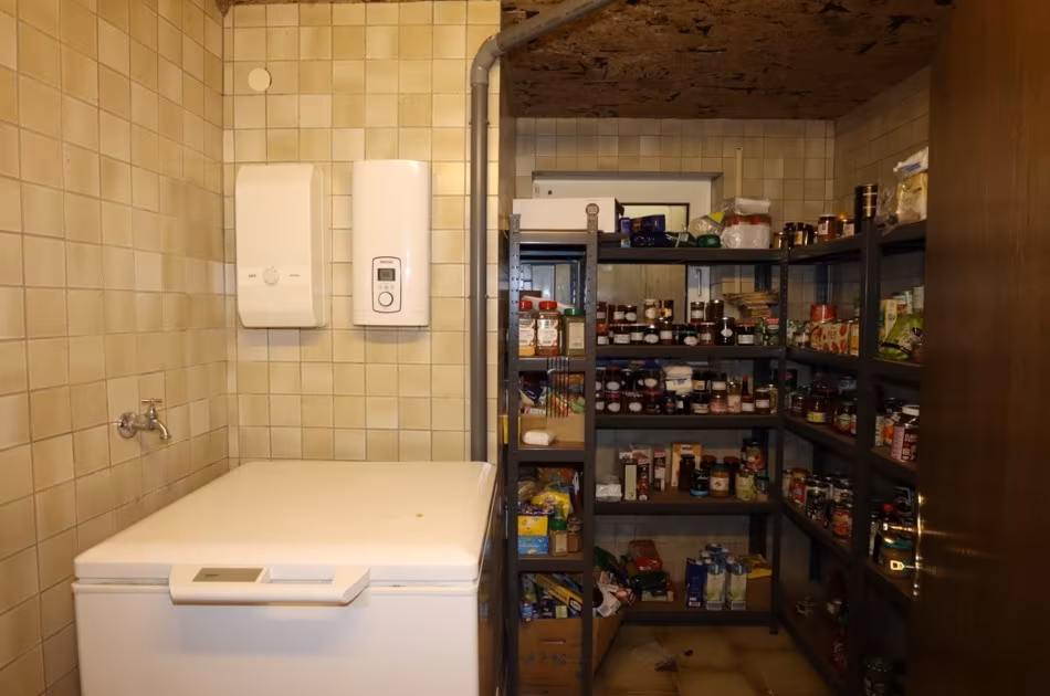 Abstellraum II