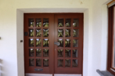 Eingang - Großes Wohnhaus mit 10 Schlafzimmern, Garten und Garage in Dorfrandlage, Zendscheid