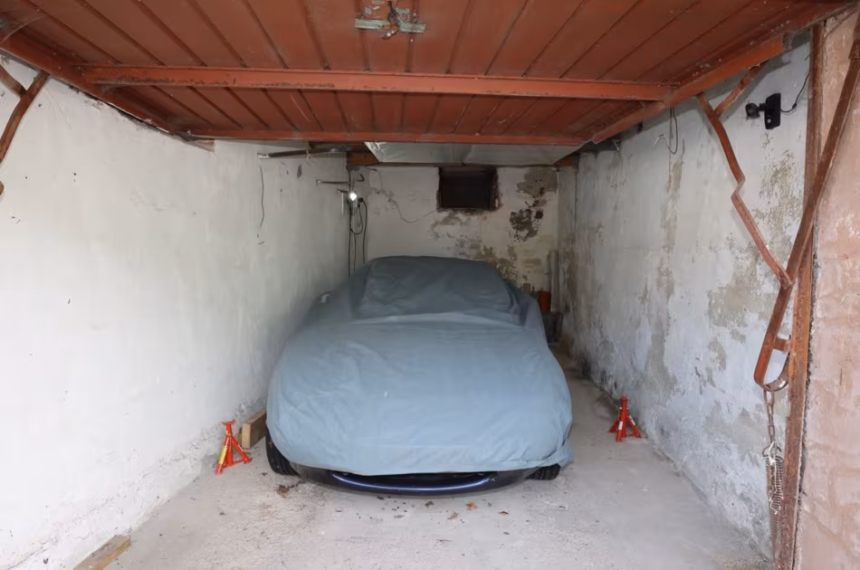 Garage II