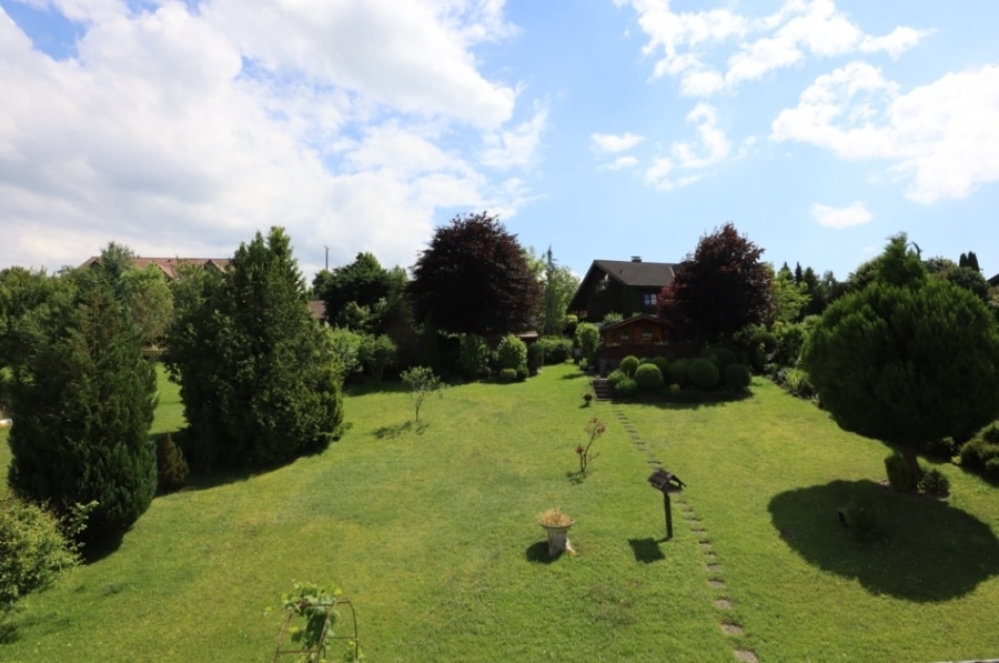 Garten - **VERKAUFT**Geräumiger Bungalow mit Terrasse, wunderschönem Garten mit Holzgartenhaus, Niederehe (15)