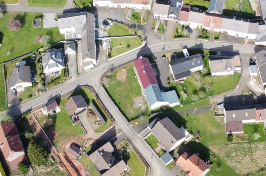 Salm - Eifeler Hoeve met grote omheinde tuin en karakteristieke bijgebouwen, Salm (11)