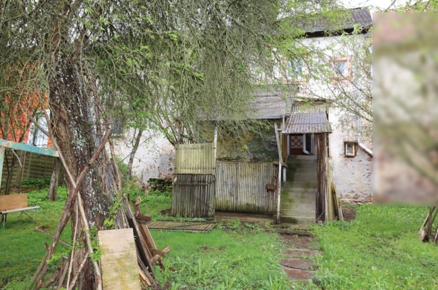 Rückansicht - Einfamilienhaus mit großem Garten, Birresborn (22)