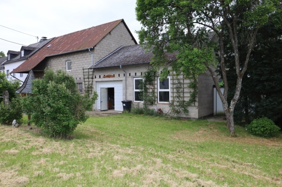 Nebengebäude - Ehem. Bauernhaus viel mit Platz für Hobby und eigene Ideen, Garten und Nebengebäuden, Höchstberg (2)