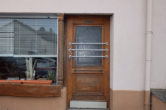 Eingang - Ehemaliges Wohn- und Geschäftshaus, mit Nebengebäuden und Garten, Pelm (32).