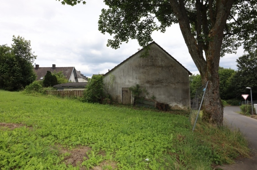 Nebengebäude - Schnuckeliges kleines ehem. Bauernhaus mit Scheune und Garten Schmidtheim (11)