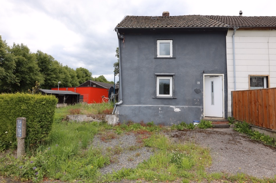 Schnuckeliges kleines ehem. Bauernhaus mit Scheune und Garten Schmidtheim (11)
