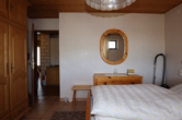 Schlafzimmer - Wohnhaus mit Wintergarten, Garage und 2,8 ha arrondierter landw. Wiesenfläche, Hinterweiler (11)