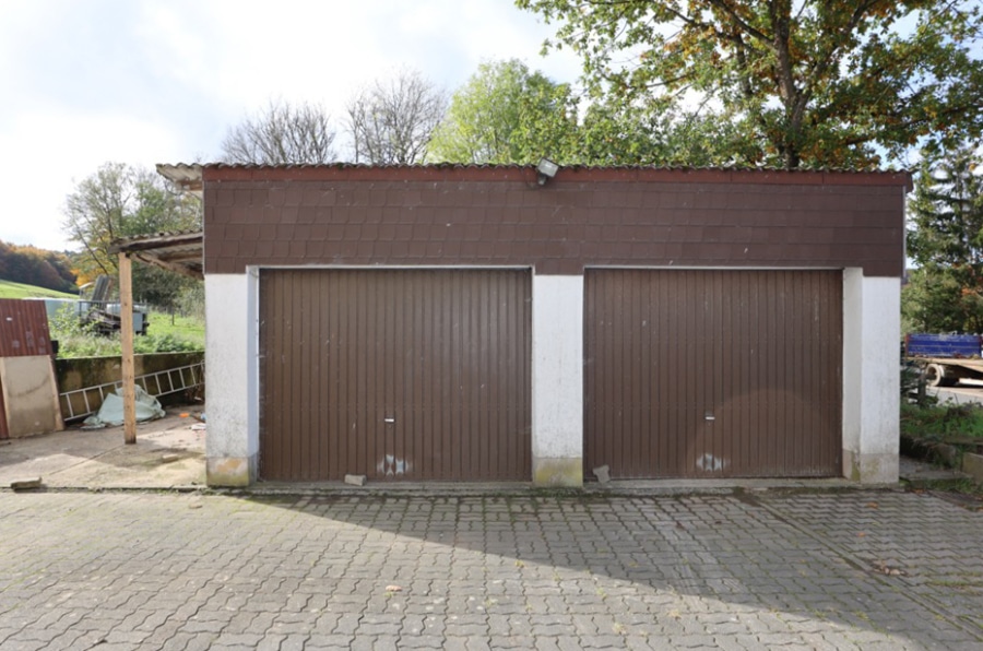 Doppelgarage - Eengezinswoning/Meergezinswoning met aanleunwoning, garages en ruime tuin aan de rand van Gees (7)