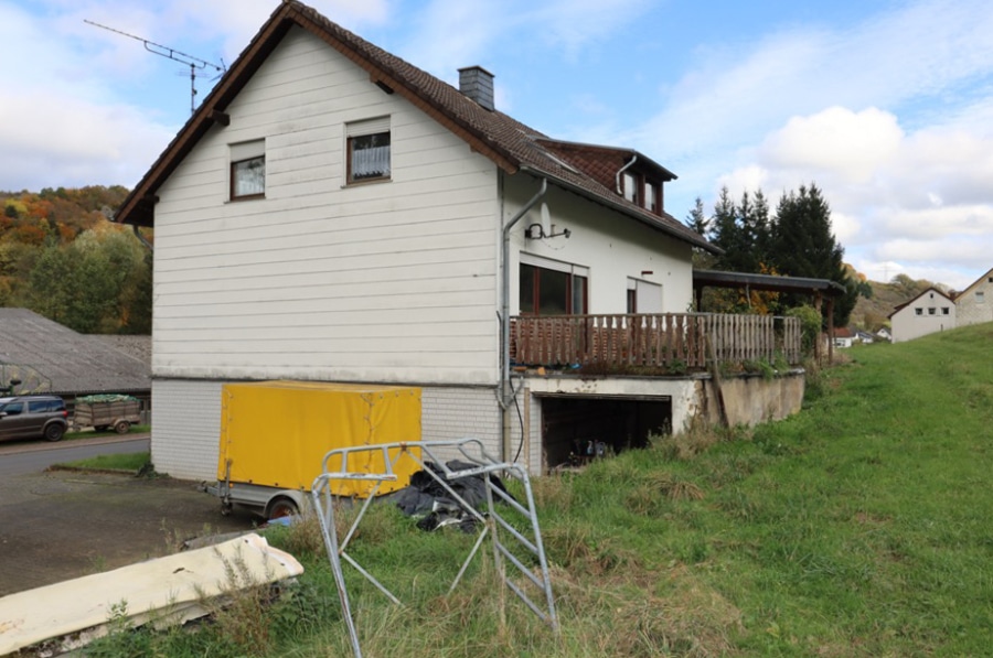 Terrasse - Eengezinswoning/Meergezinswoning met aanleunwoning, garages en ruime tuin aan de rand van Gees (7)