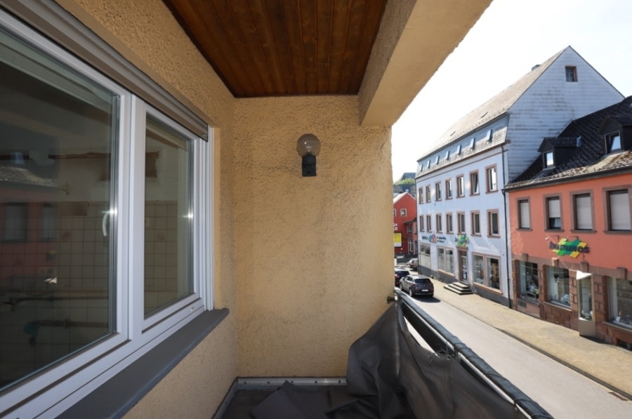 Balkon - Wohn- und Geschäftshaus mit Garage, Hillesheim (38)