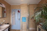 Bad DG - Ein-/ Zweifamilienhaus mit großem Garten und Garagen, Kerpen (18)