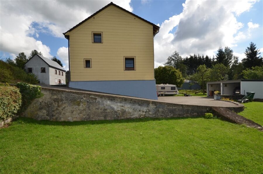 Einfamilienhaus mit zwei Garagen und Garten in Ortsrandlage, Birgel (12) - Birgel 12 (9)