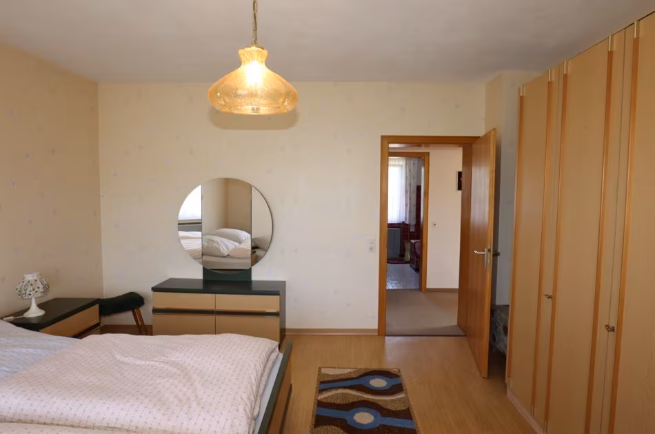 Schlafzimmer 3 OG