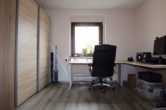 Büro - Gemütliches und renoviertes Einfamilienhaus mit Anbau, Garagen und großem Garten, Boxberg