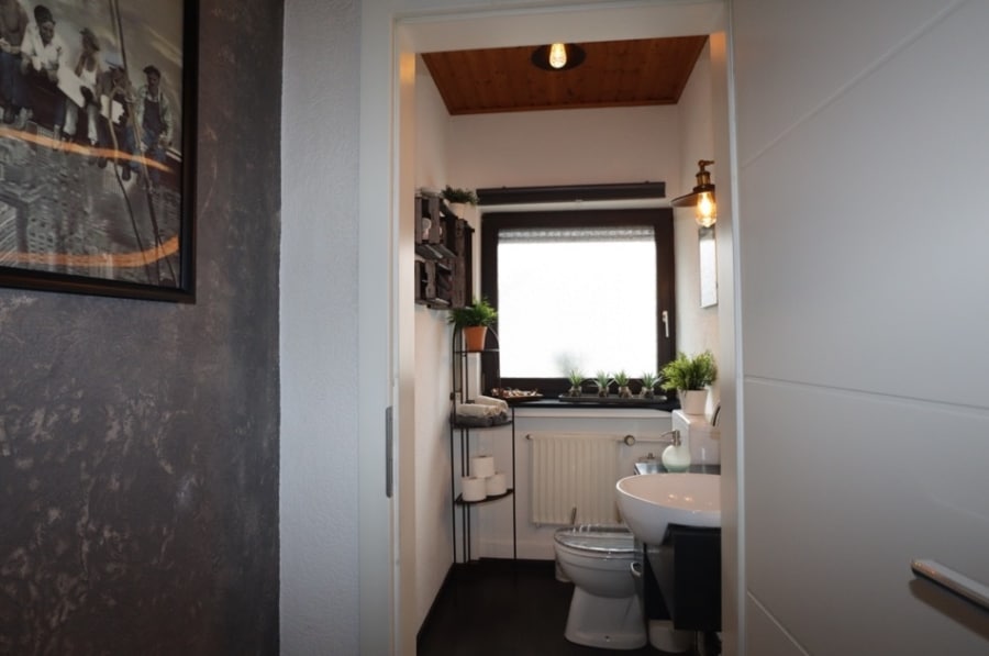 GWC - **GERESERVEERD**Wonen waar anderen op vakantie gaan! Eengezinswoning met aanleunwoning, garage, extra bouwkavel en ruime tuin te Mehren (20)