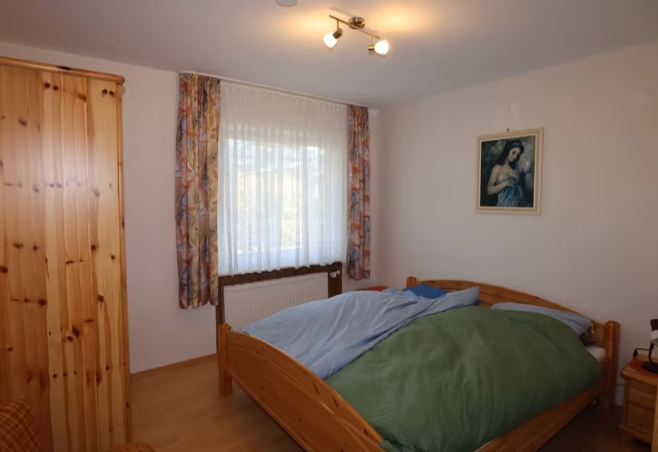 Schlafzimmer UG