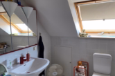 Duschbad DG - Schönes großes Einfamilienhaus mit Garten, Scheune mit Garage, Doppelgarage, Üxheim-Leudersdorf (11)