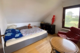 Schlafen IV - Schönes großes Einfamilienhaus mit Garten, Scheune mit Garage, Doppelgarage, Üxheim-Leudersdorf (11)