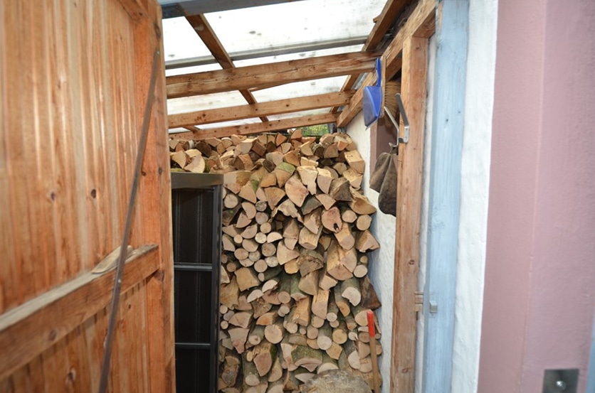 Aufwendig renoviertes historisches Landhaus, Niederehe (12) - Holzverschlag