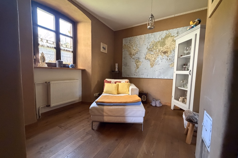 Leseecke mit Kamin