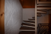 Treppenaufgang - Uitgebreid gerenoveerd historisch landhuis met separaat gastenverblijf, Niederehe (12)